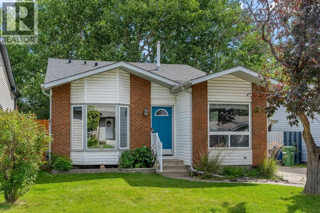 12 Marquis Place SE
