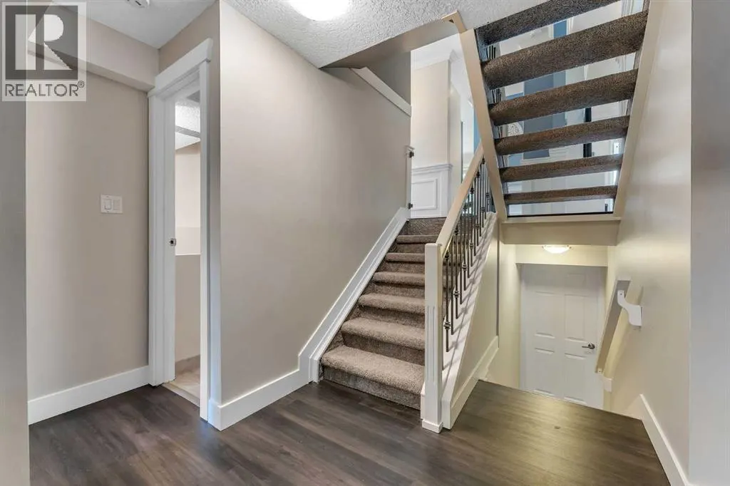 12 Marquis Place SE