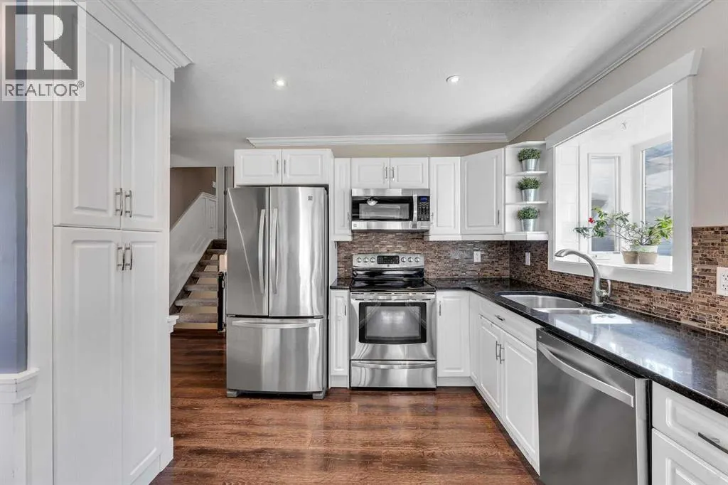12 Marquis Place SE
