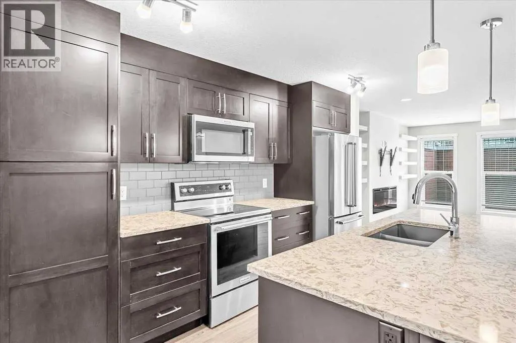 523 Cranford Mews SE