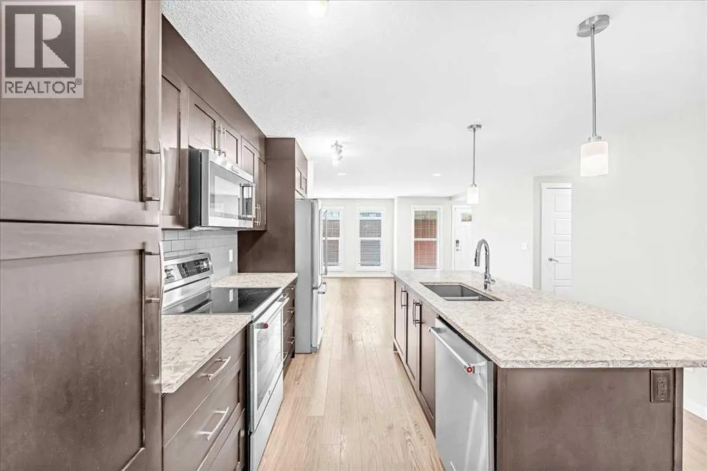 523 Cranford Mews SE