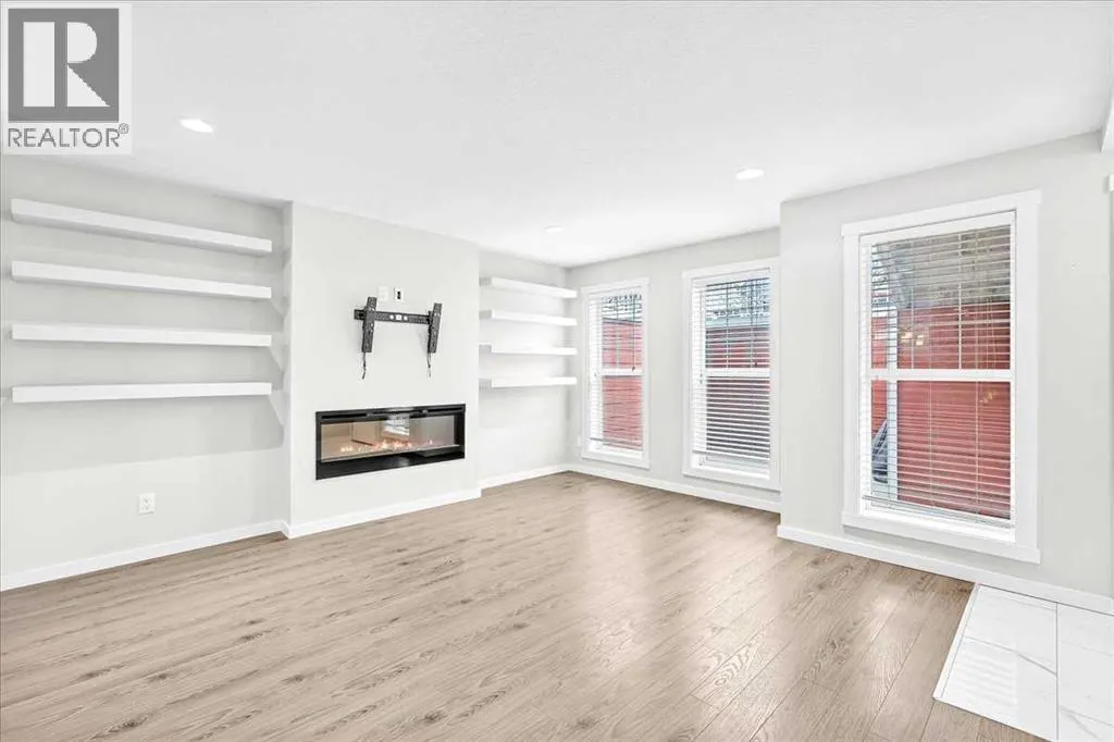 523 Cranford Mews SE