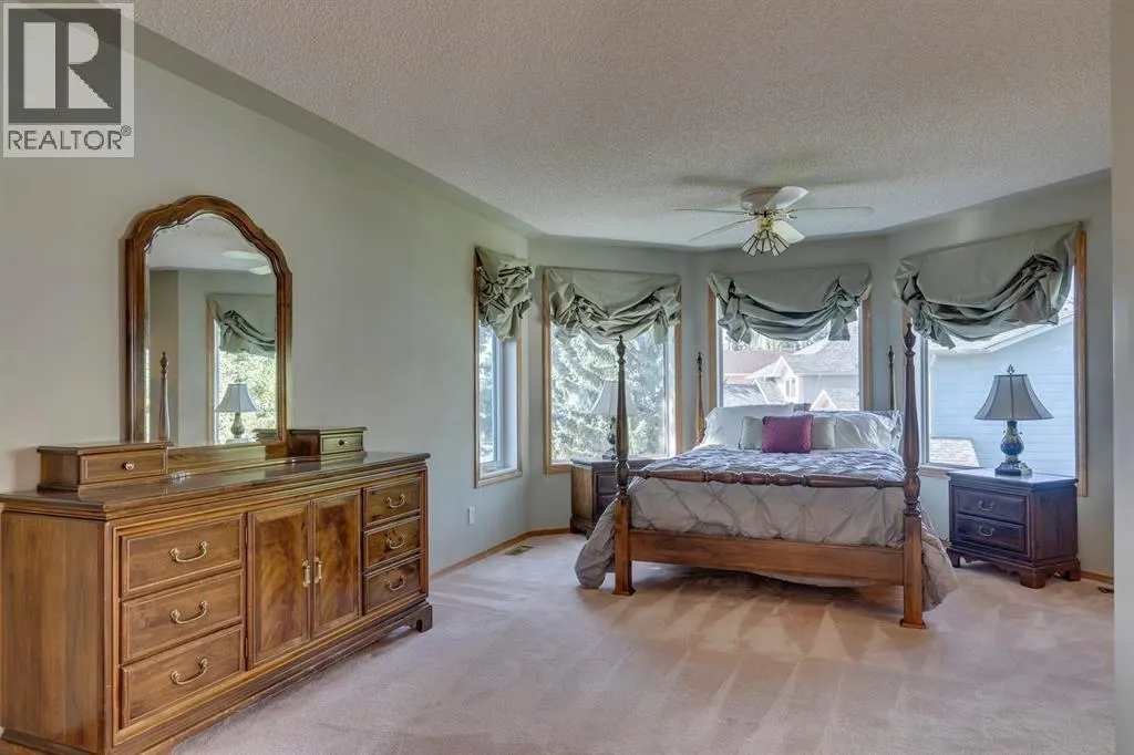 1517 Evergreen Hill SW