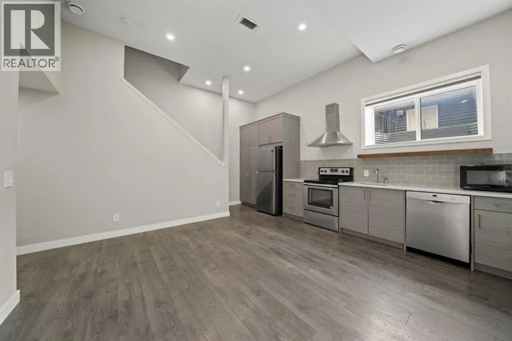 374 Magnolia Square SE
