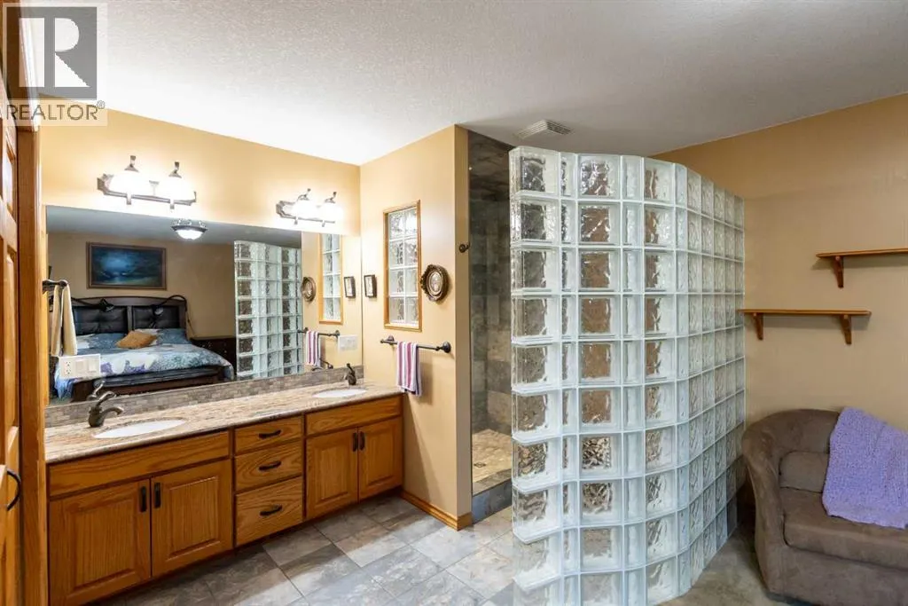 128 Norby Crescent