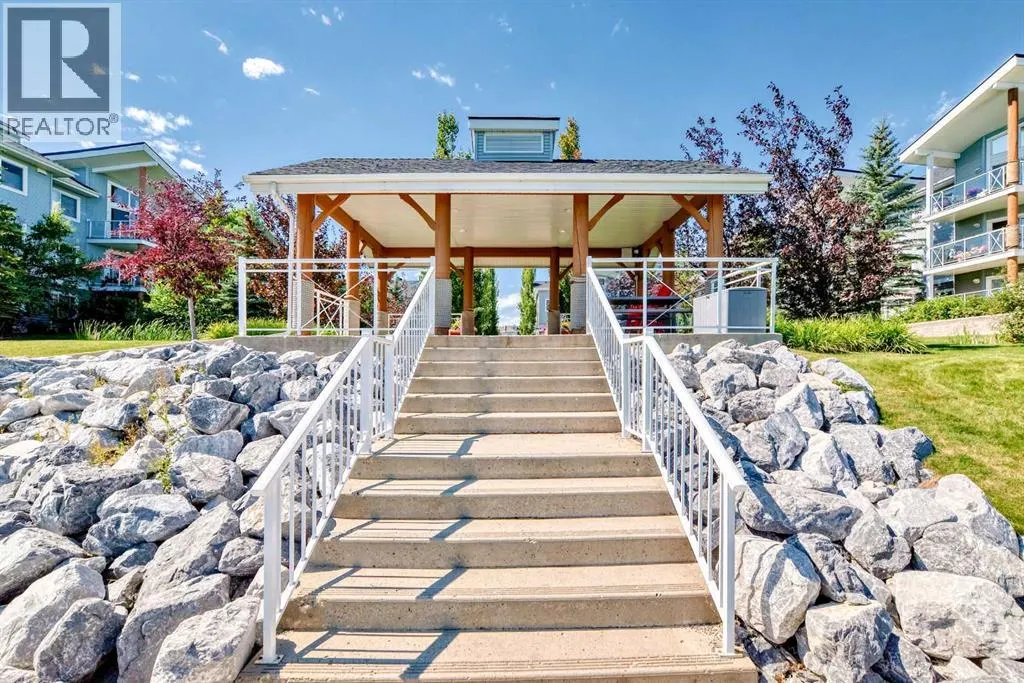 107, 380 Marina Drive