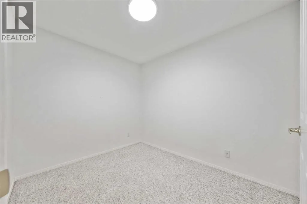 3303, 6818 Pinecliff Grove NE
