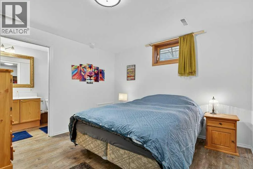 7 Strathearn Rise SW