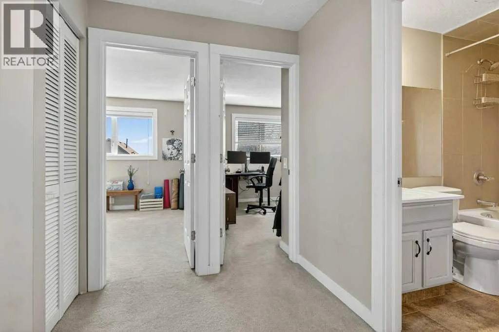 7 Strathearn Rise SW
