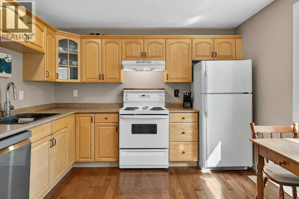 7 Strathearn Rise SW