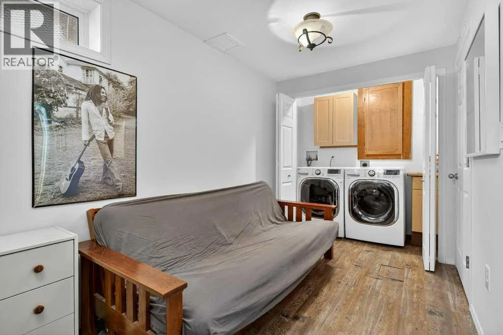 7 Strathearn Rise SW