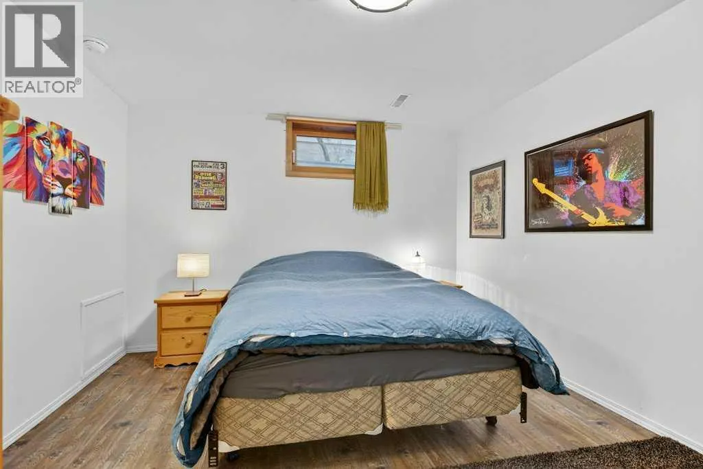 7 Strathearn Rise SW