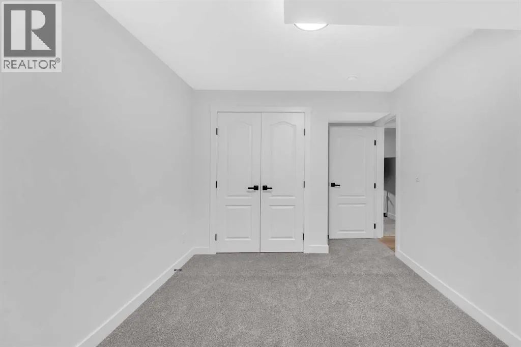 126 Oakmere Point