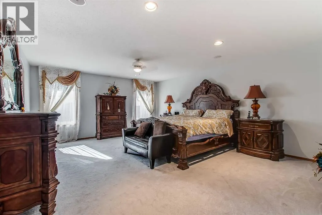 23 Chinook Place SW