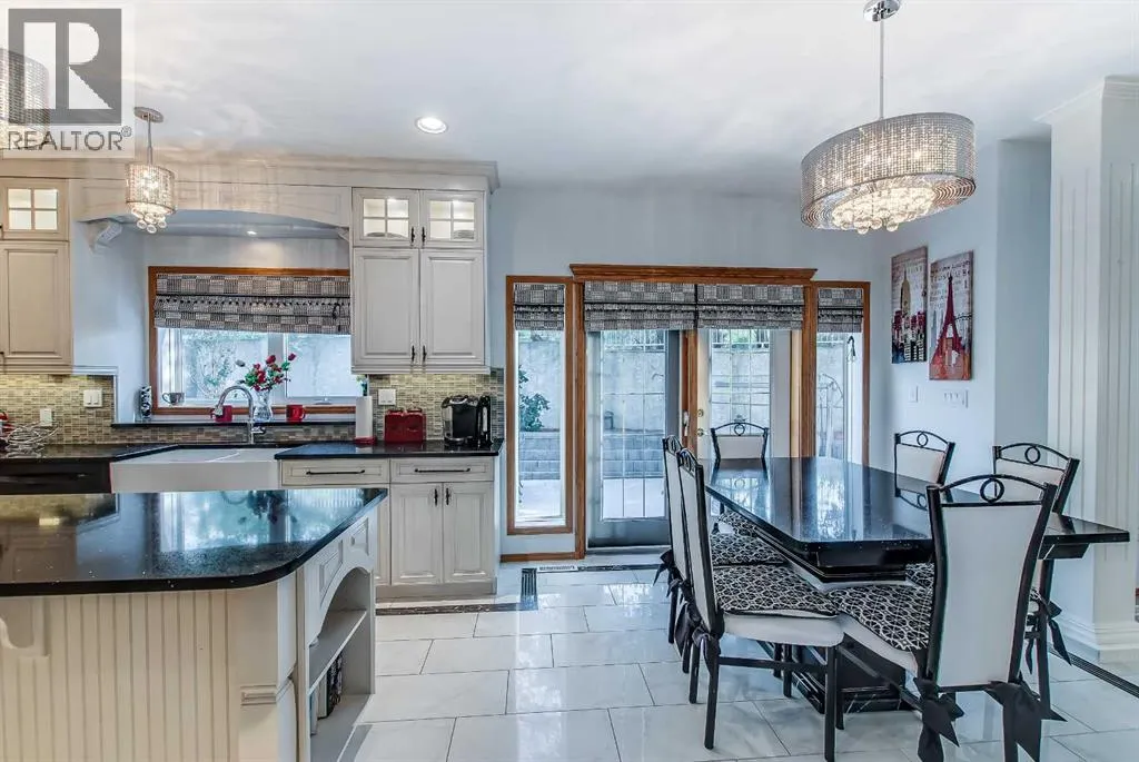 23 Chinook Place SW