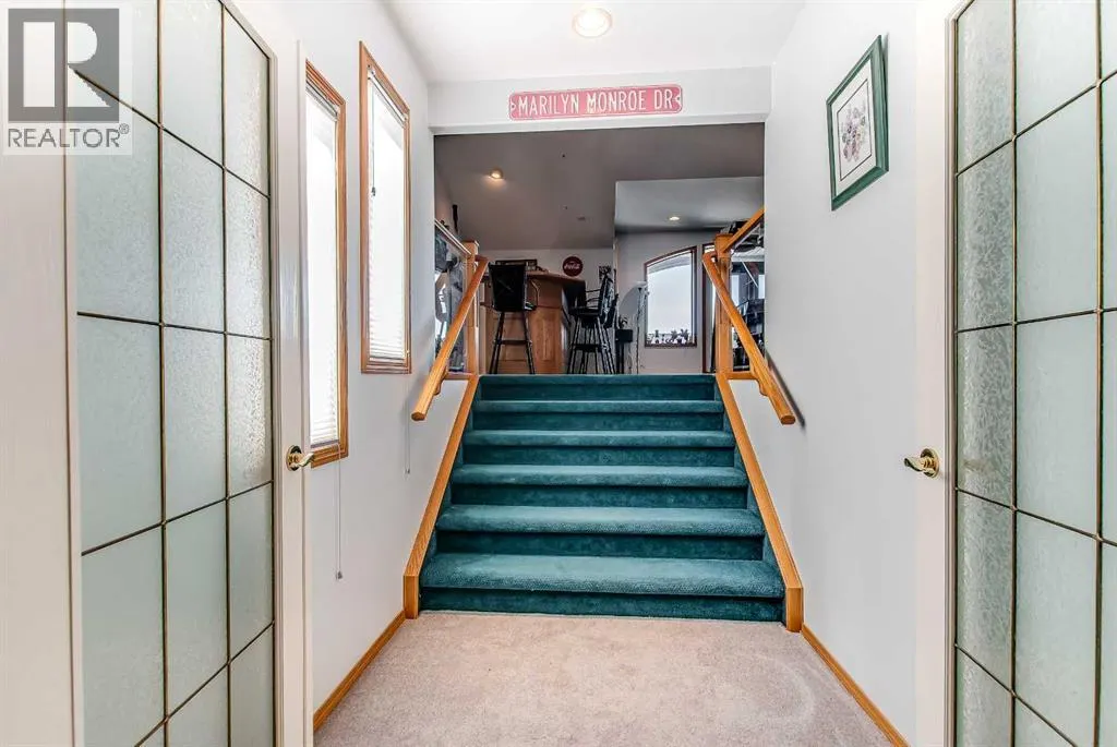 23 Chinook Place SW