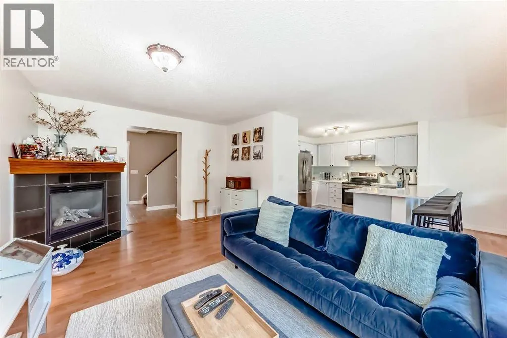 26 Royal Elm Drive NW