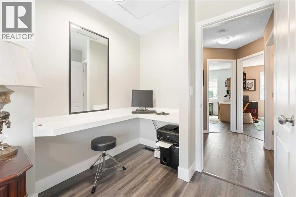 9 Drake Landing Way