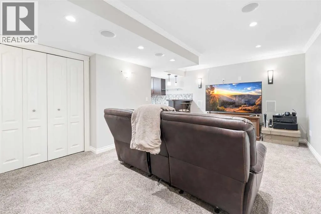 9 Drake Landing Way