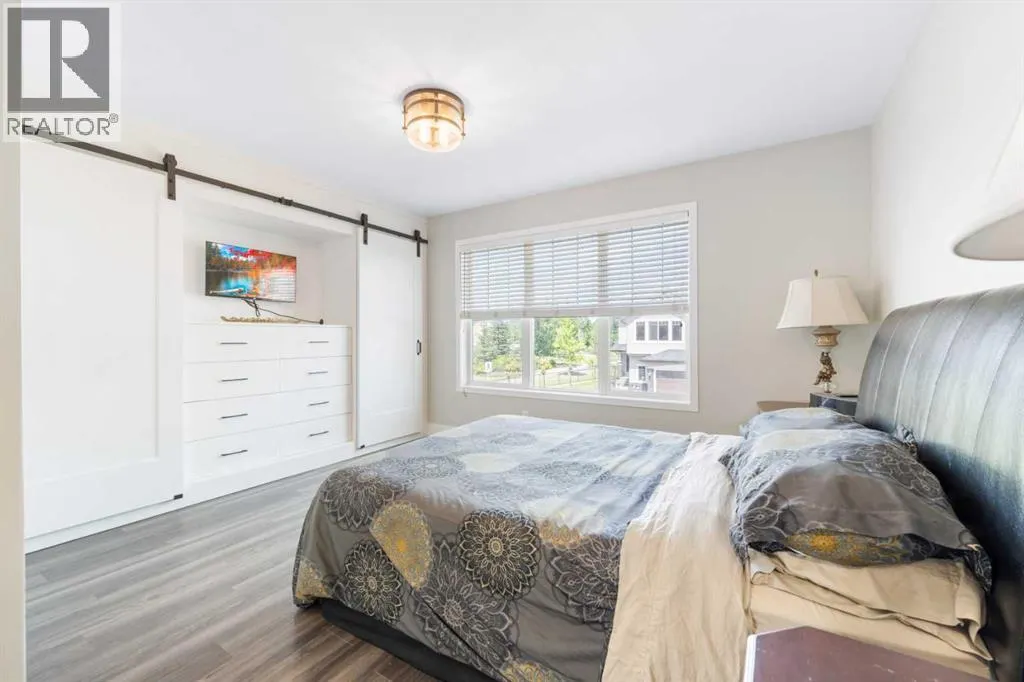 9 Drake Landing Way
