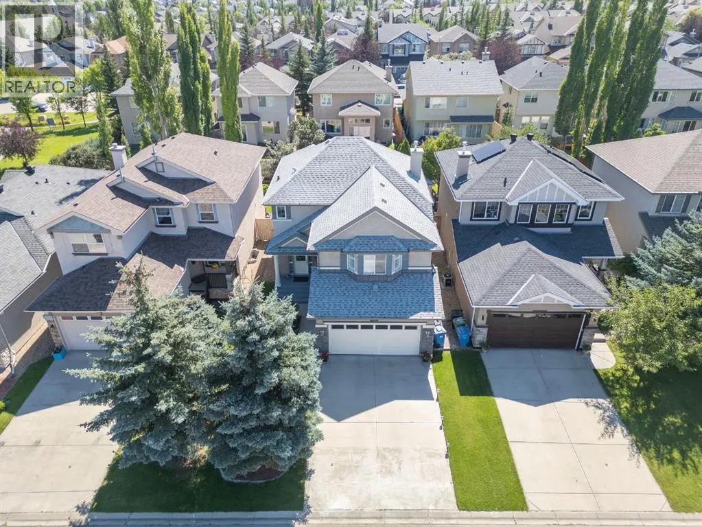 255 Everwillow Close SW