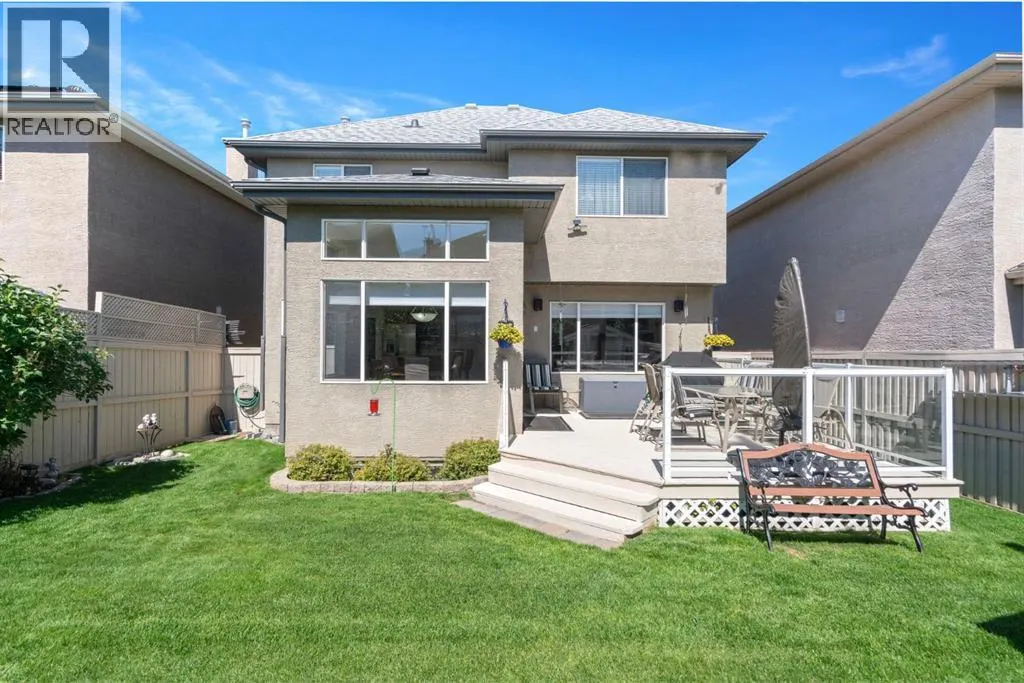 255 Everwillow Close SW