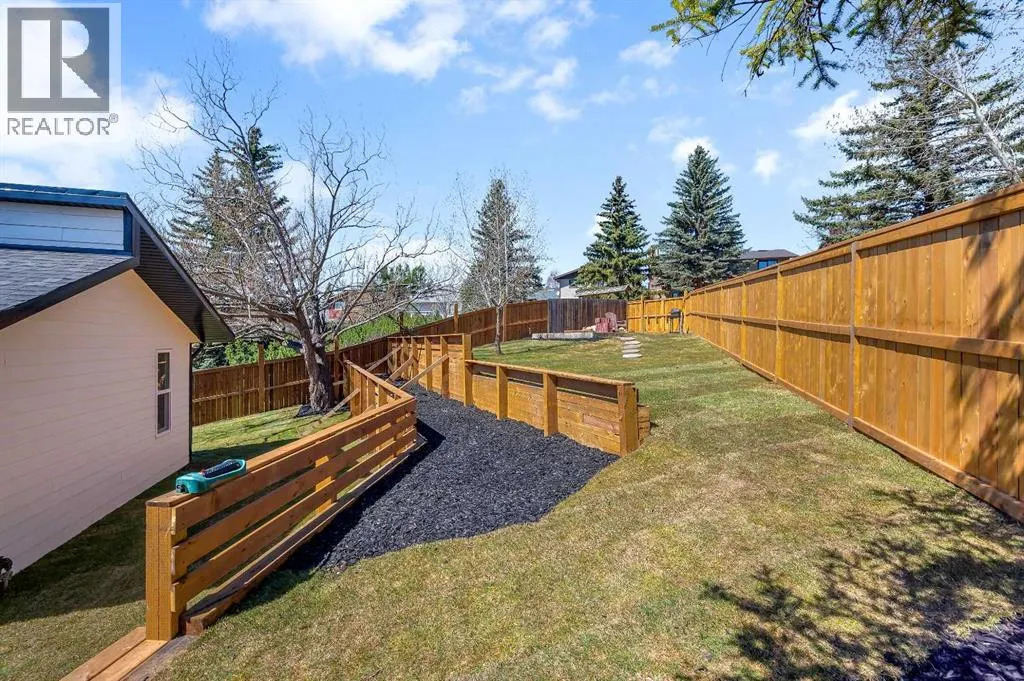 23 Edgewood Place NW