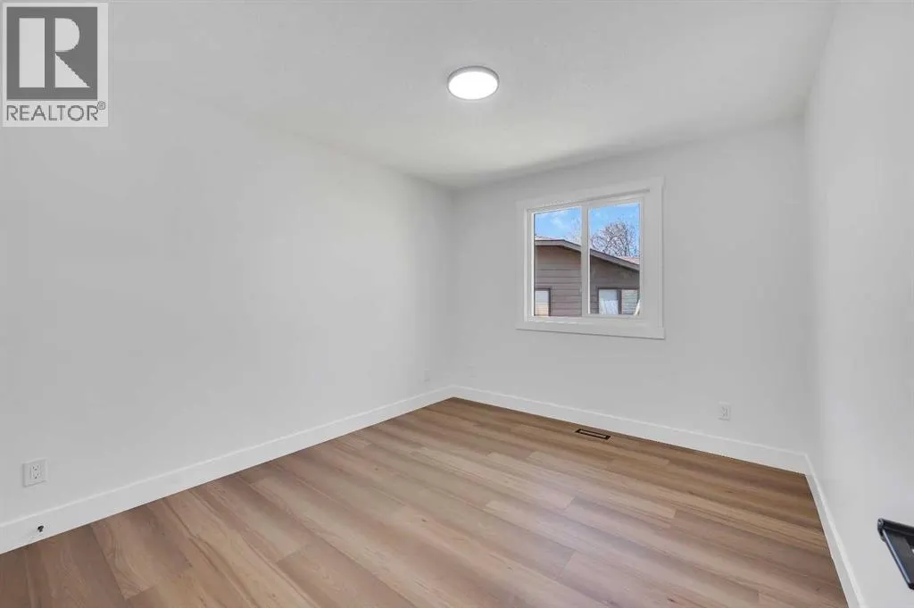 23 Edgewood Place NW
