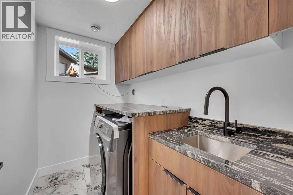 23 Edgewood Place NW