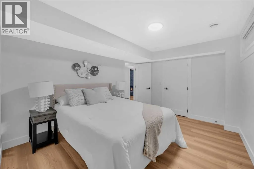 23 Edgewood Place NW