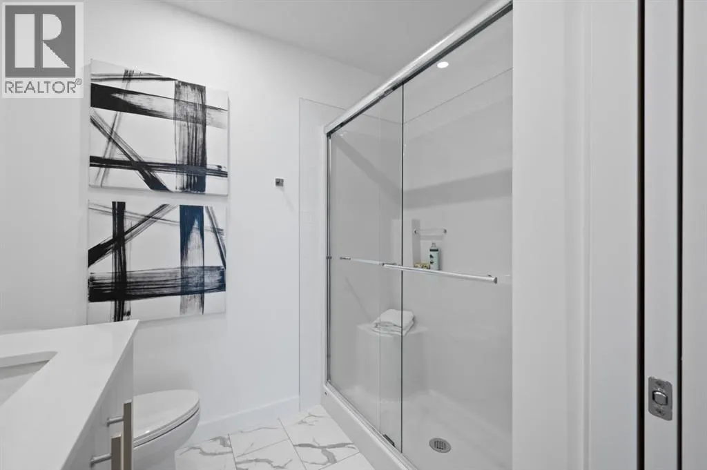 3203, 6 Merganser Drive W