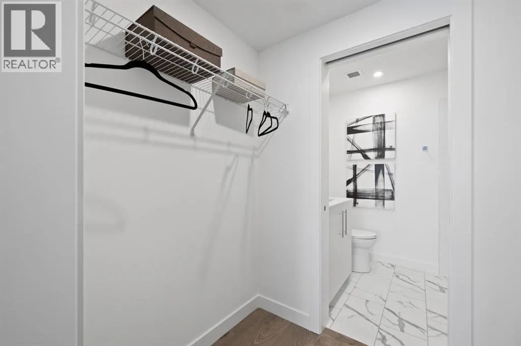 3203, 6 Merganser Drive W
