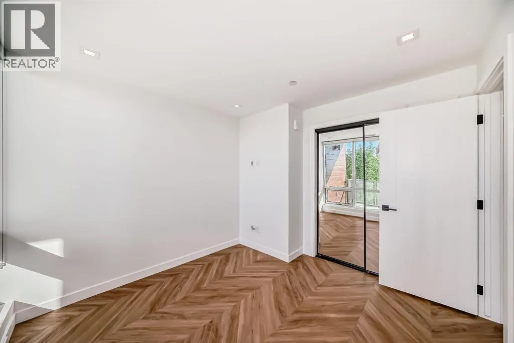 112, 8445 Broadcast Avenue SW