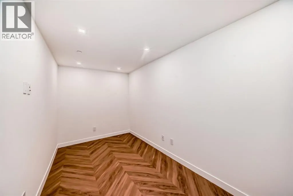 112, 8445 Broadcast Avenue SW