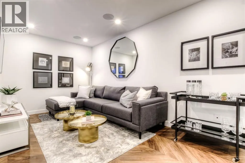 114, 8505 Broadcast Avenue SW