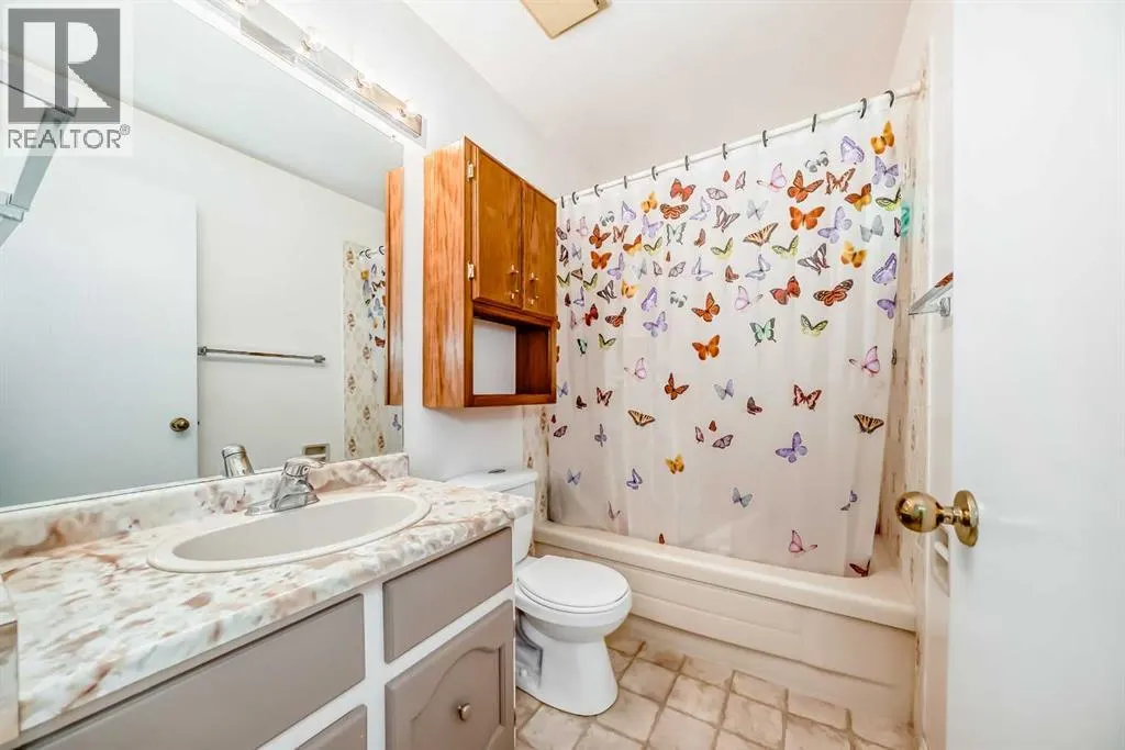 131 Ranchlands Court NW