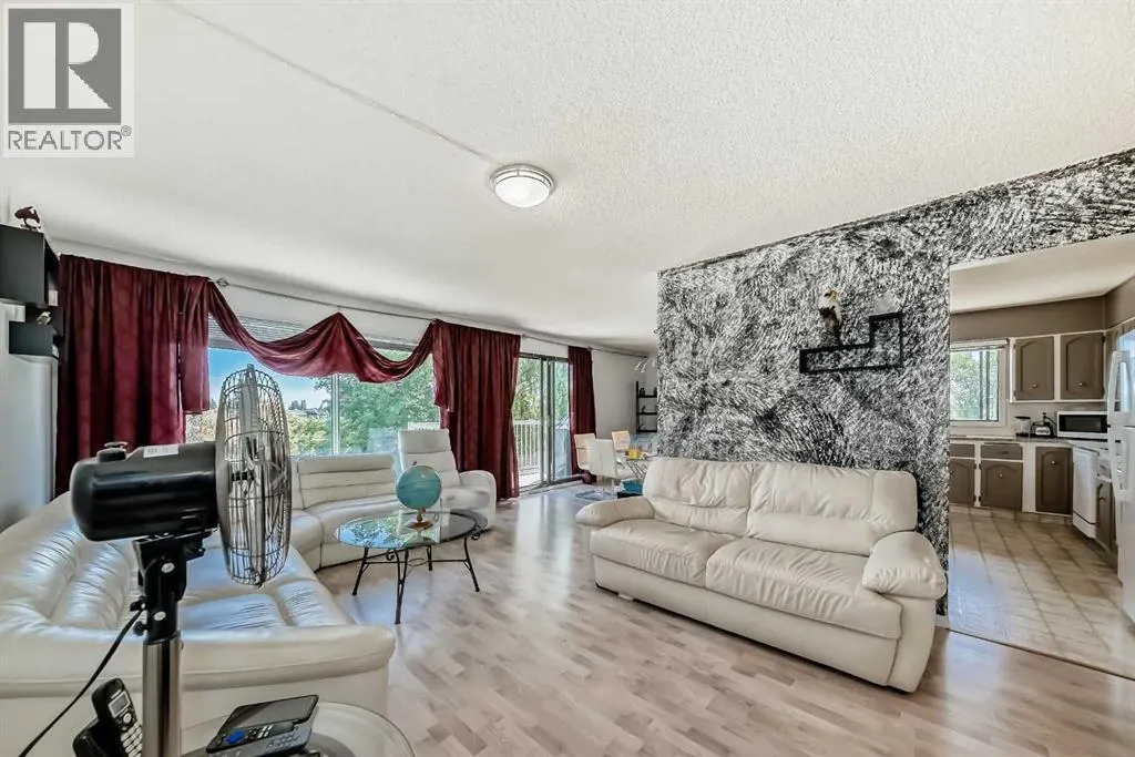 131 Ranchlands Court NW