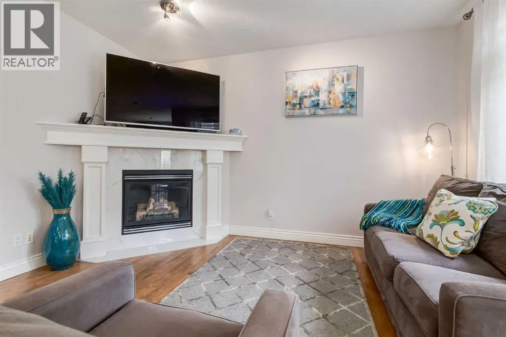 213 Evergreen Plaza SW