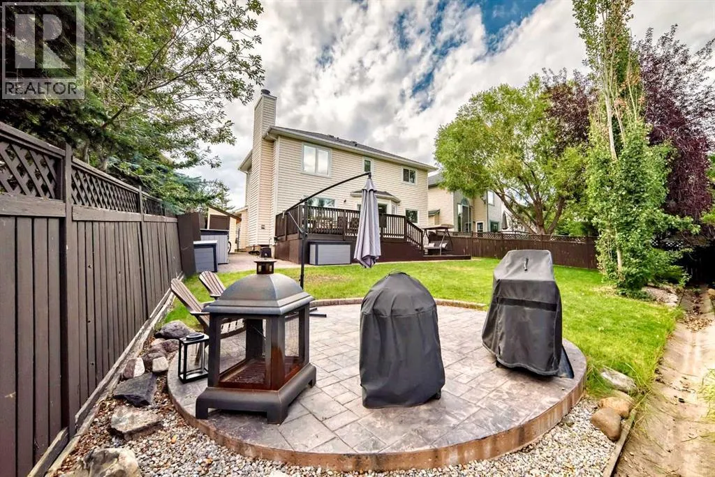 327 Riverview Place SE
