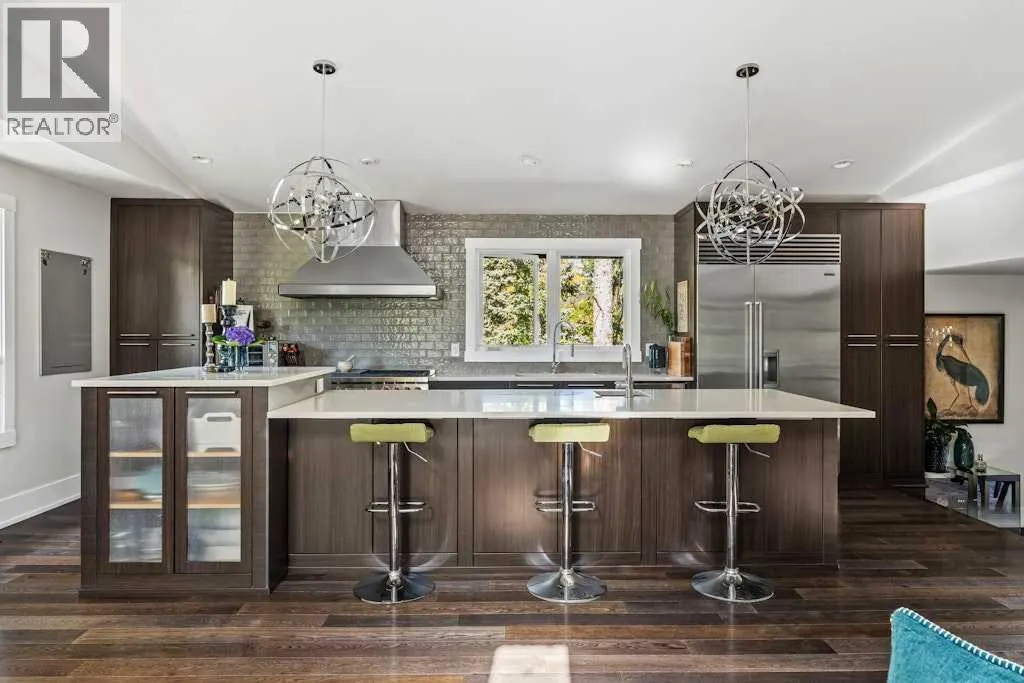 410 Elbow Park Lane SW