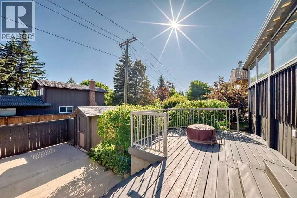 3020 Palliser Drive SW