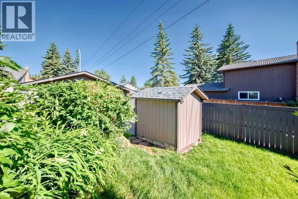 3020 Palliser Drive SW