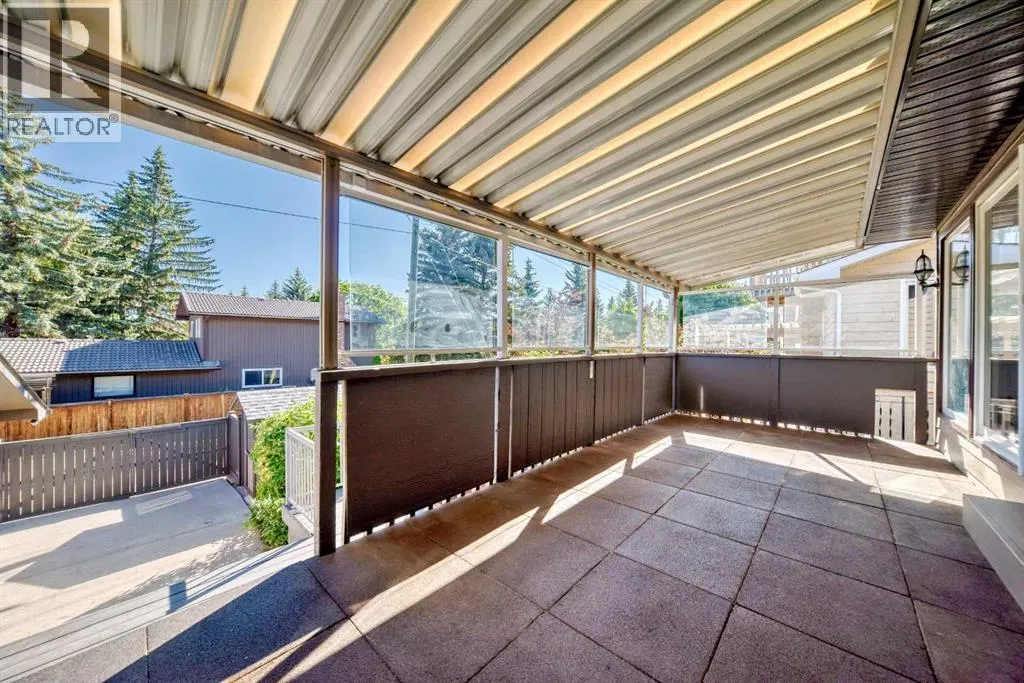 3020 Palliser Drive SW