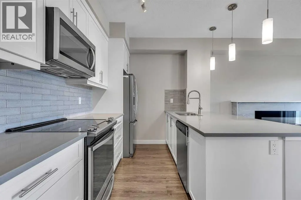 205, 300 AUBURN MEADOWS Manor SE
