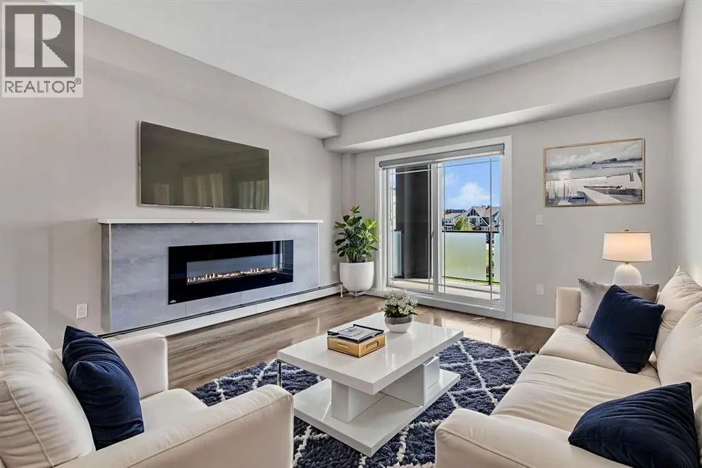 205, 300 AUBURN MEADOWS Manor SE