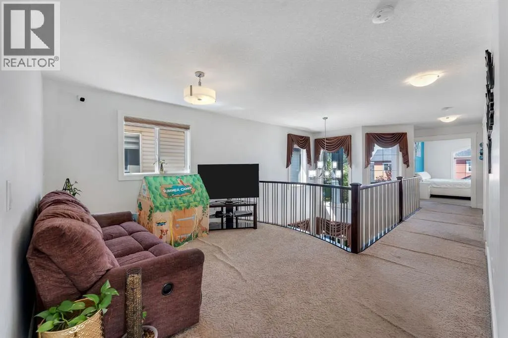 129 saddlelake Grove