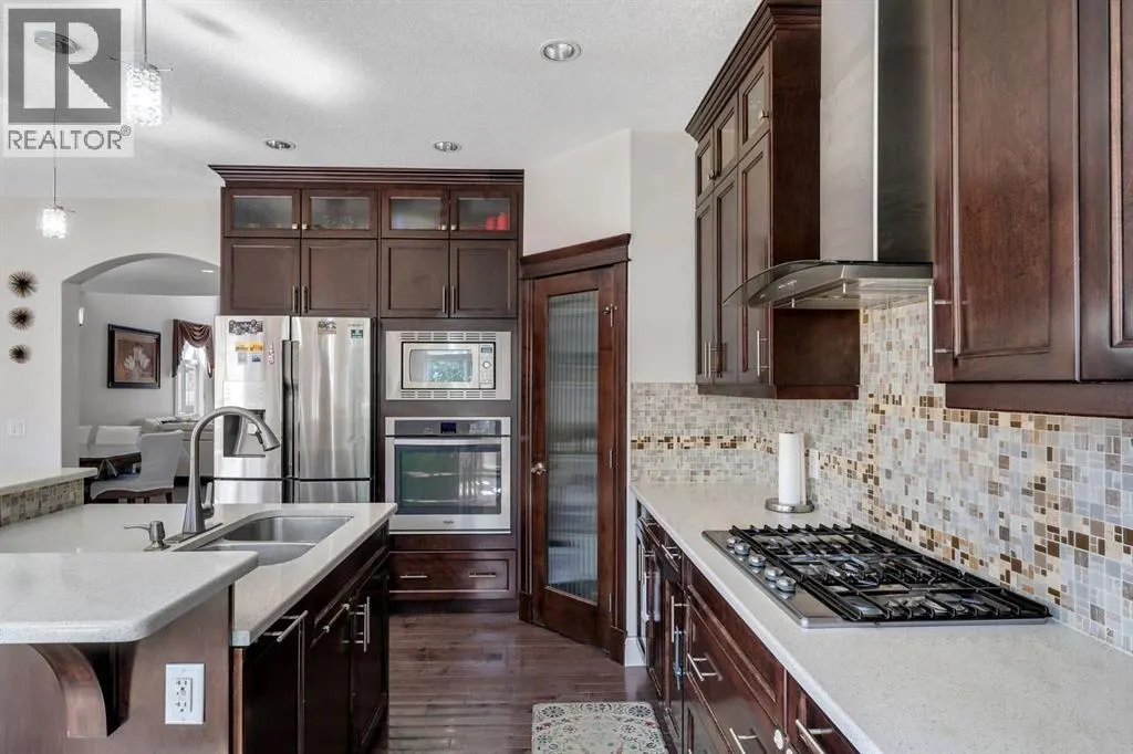 129 saddlelake Grove