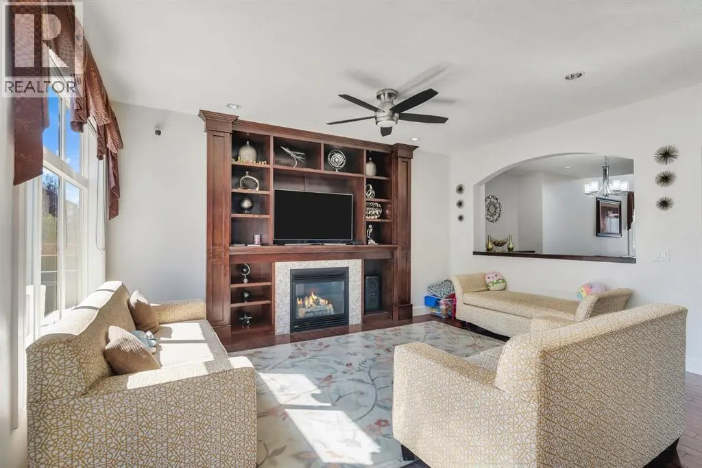129 saddlelake Grove