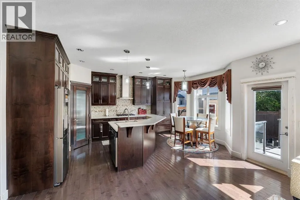 129 saddlelake Grove
