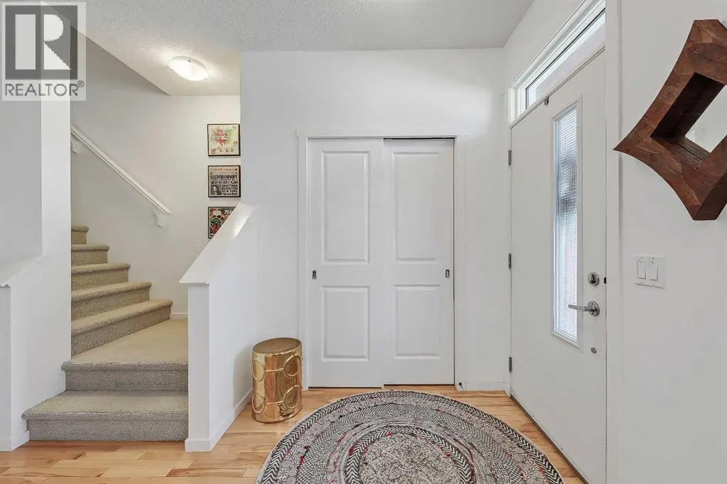 13 Chapalina Square SE